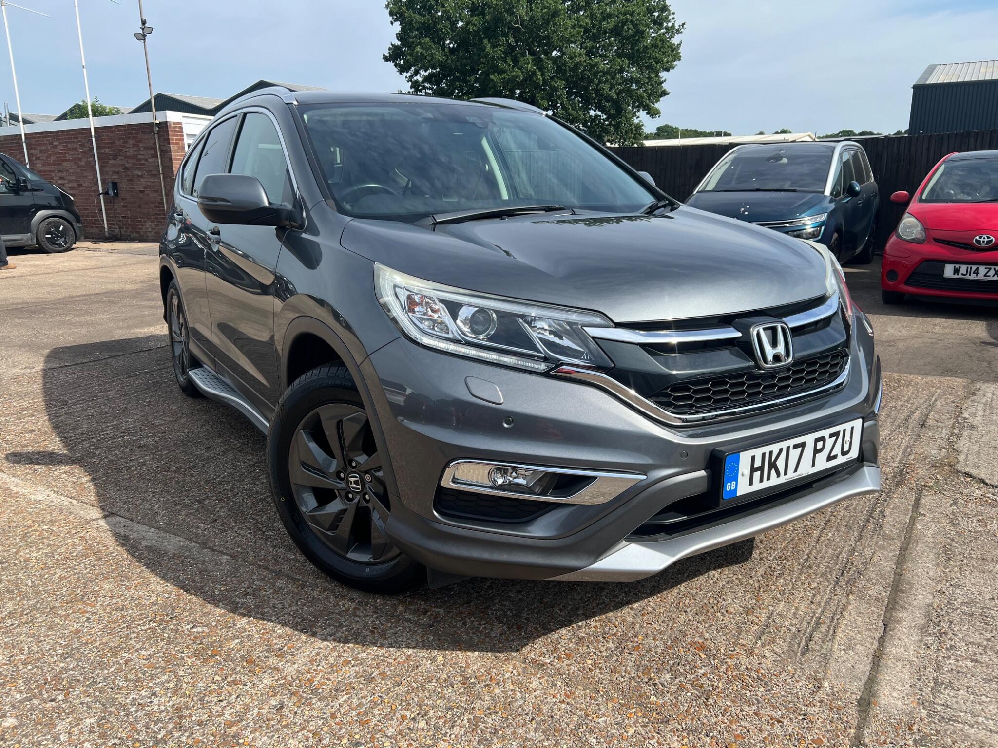 Manual Honda CR-V 5-Door cars for Sale or on Finance | RAC Cars
