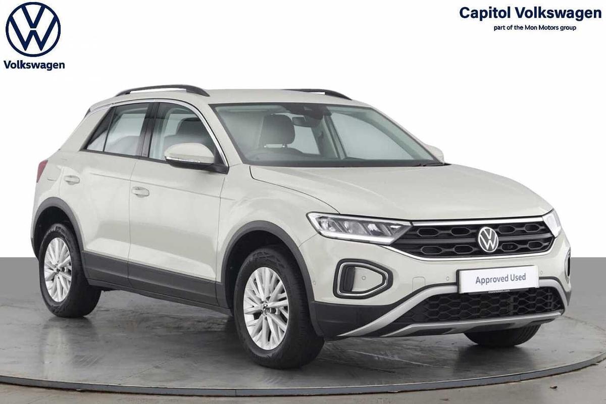 Main listing image - Volkswagen T-Roc