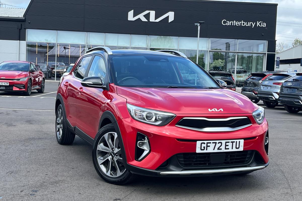 Main listing image - Kia Stonic
