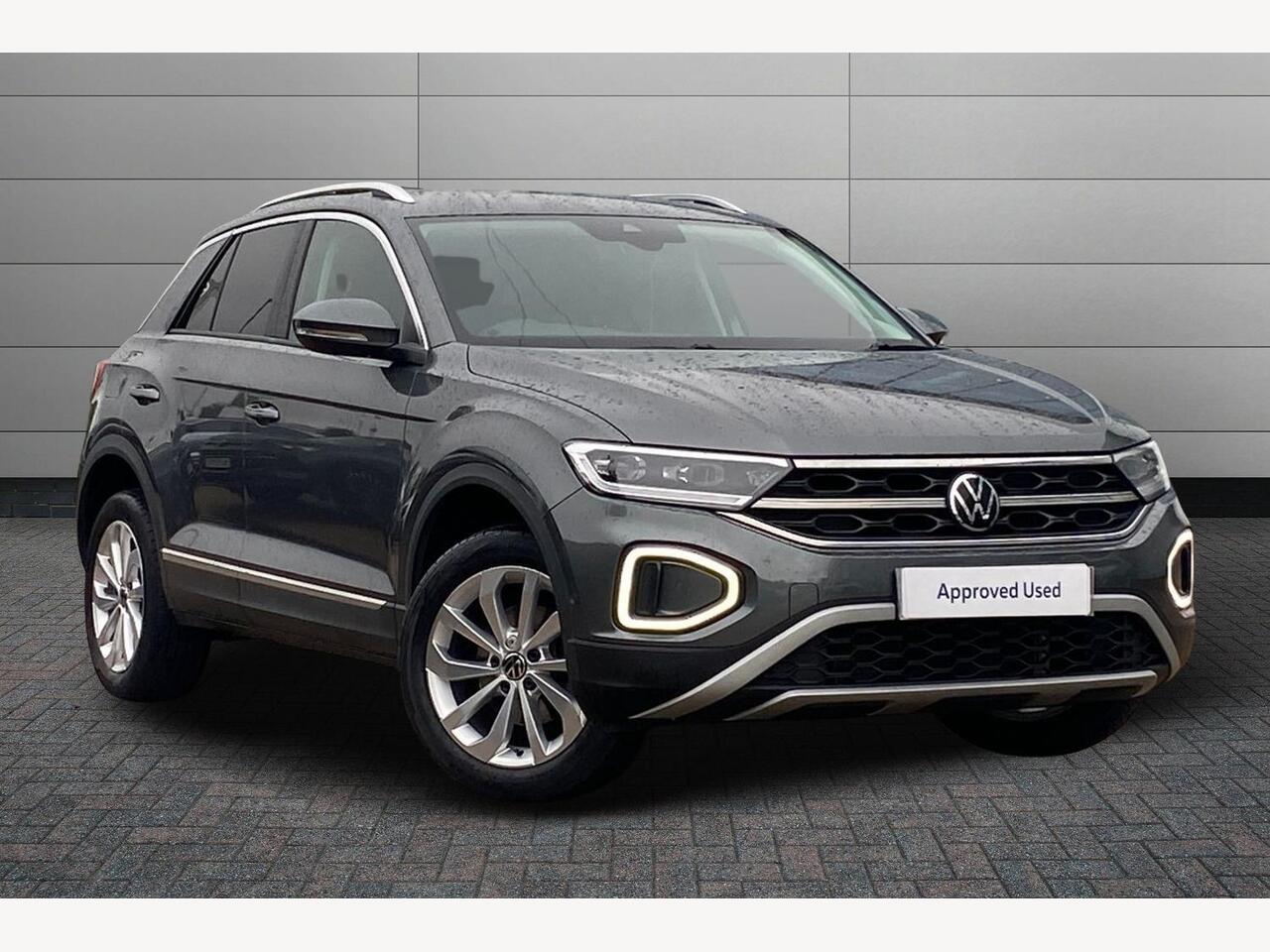 Main listing image - Volkswagen T-Roc