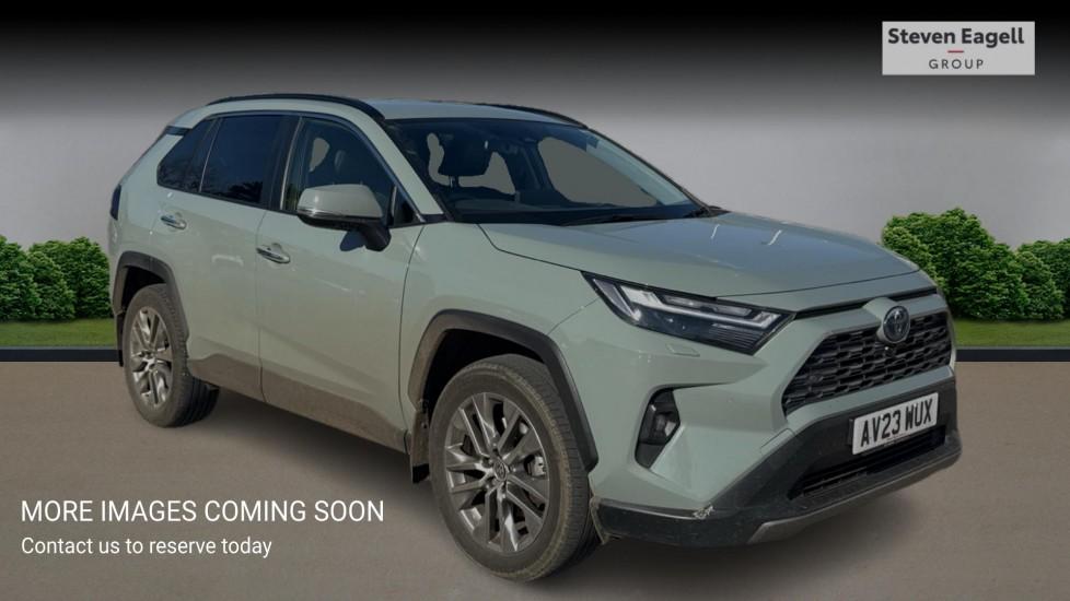 Main listing image - Toyota RAV4