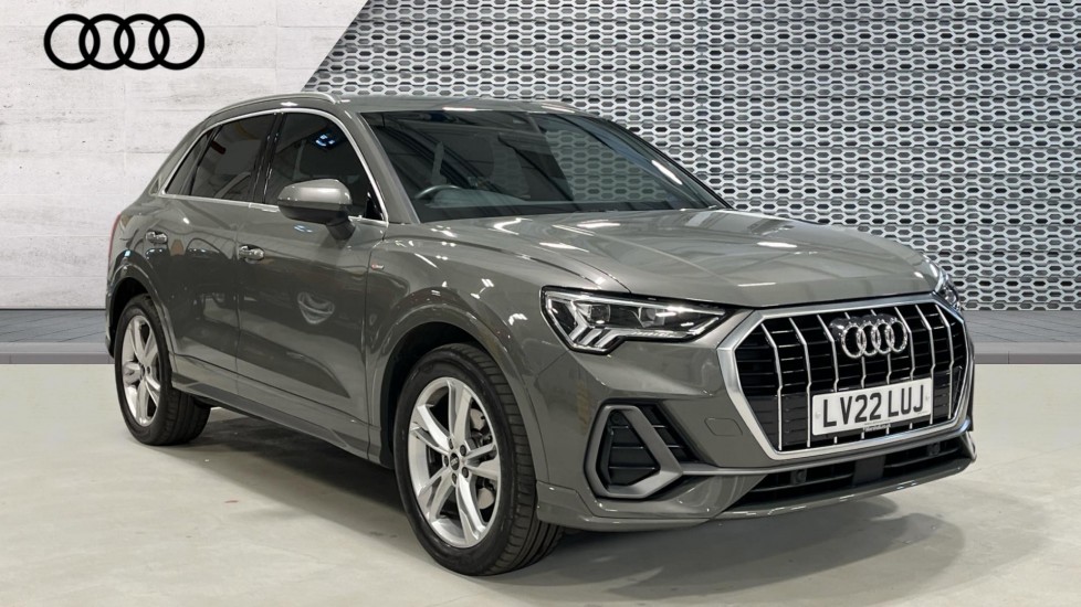 Main listing image - Audi Q3