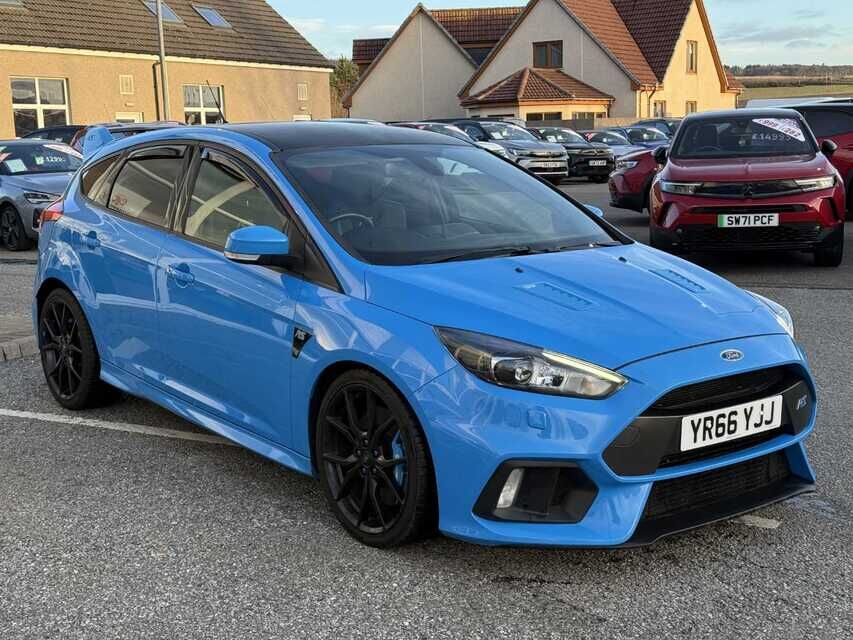 Main listing image - Ford Focus RS