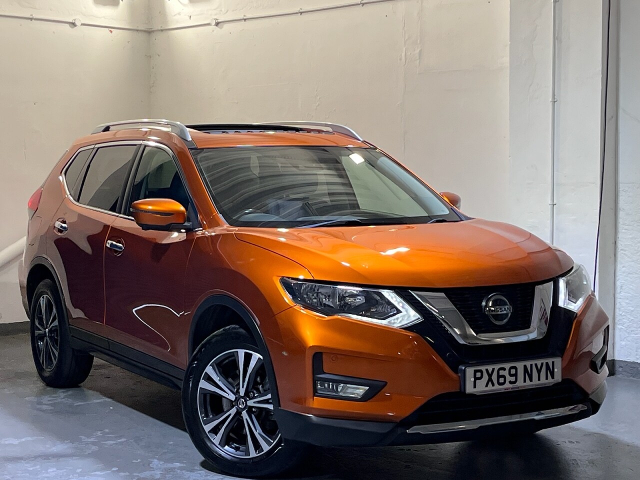 Main listing image - Nissan X-Trail