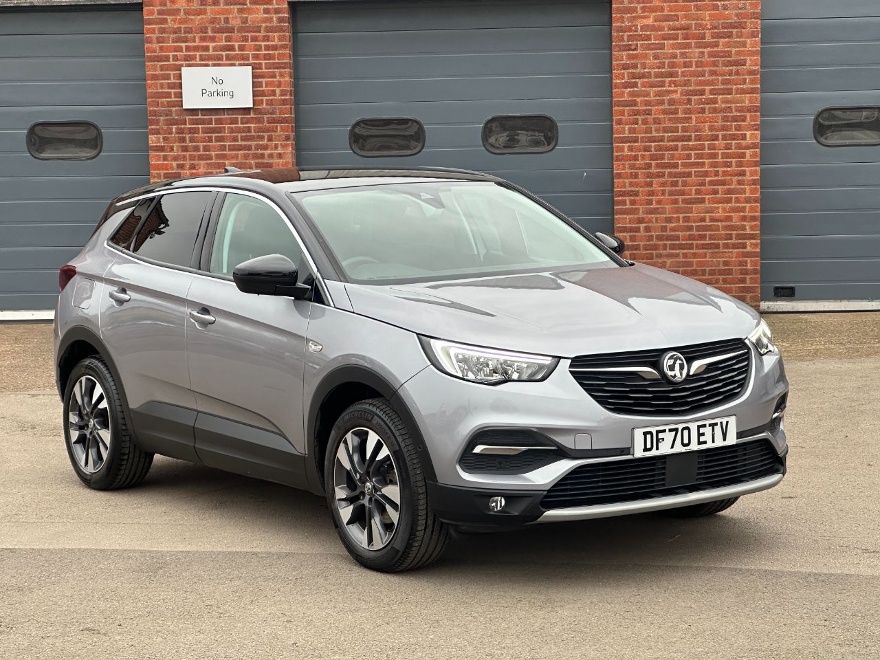 Main listing image - Vauxhall Grandland X