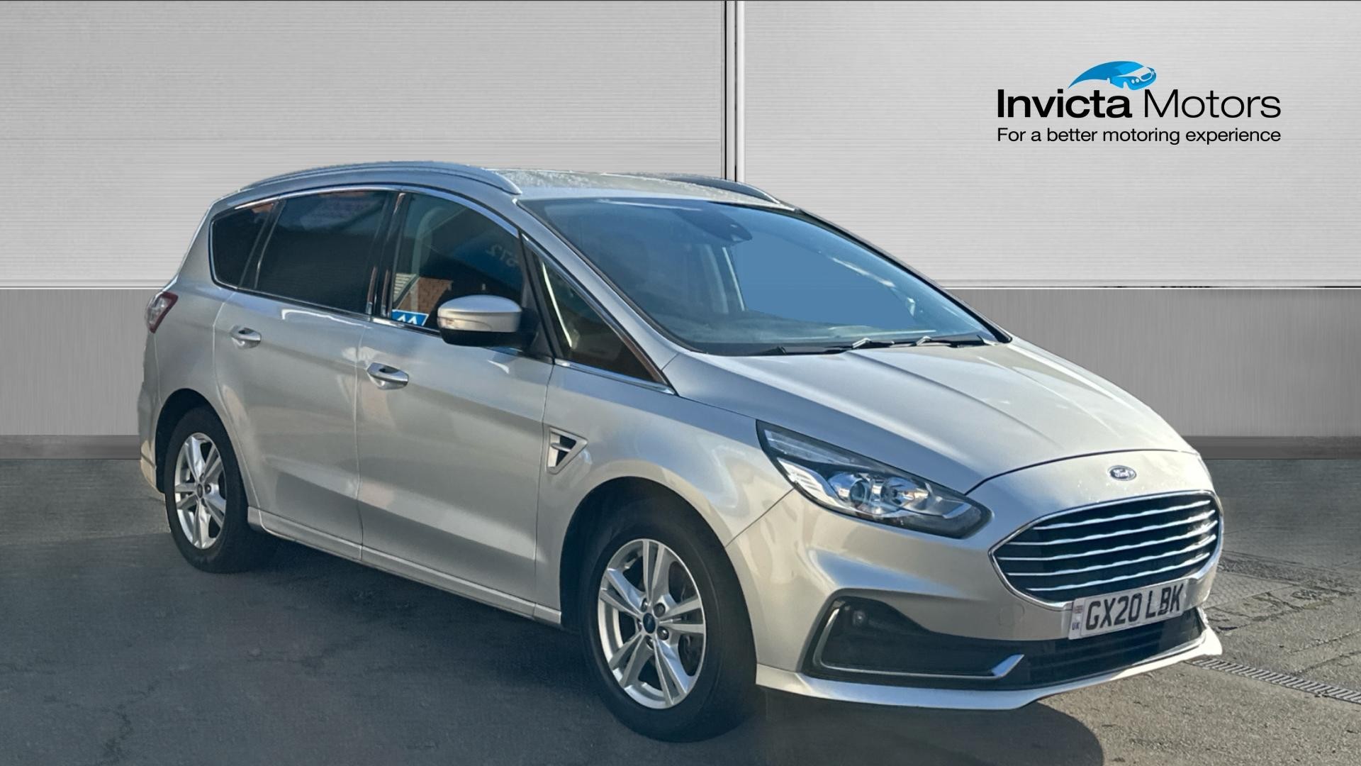 Main listing image - Ford S-MAX