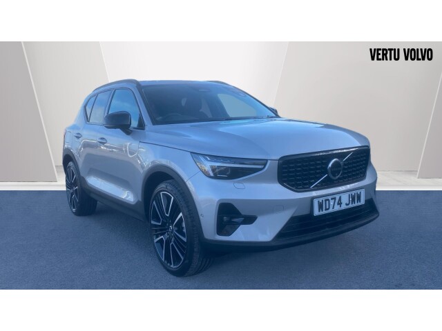 Main listing image - Volvo XC40