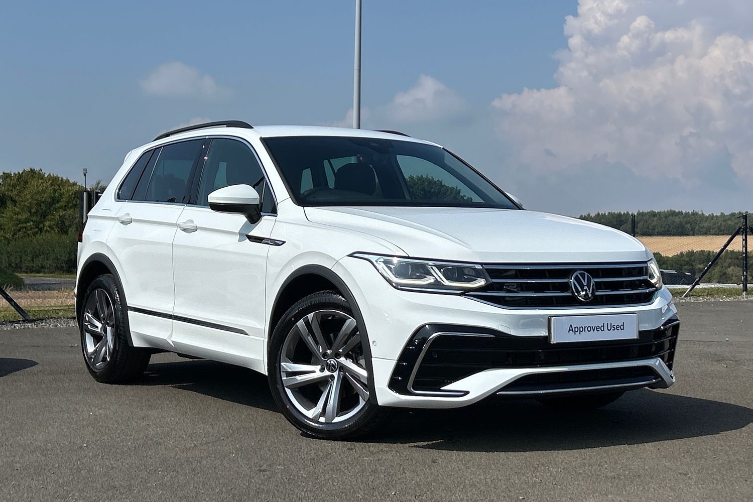 Main listing image - Volkswagen Tiguan