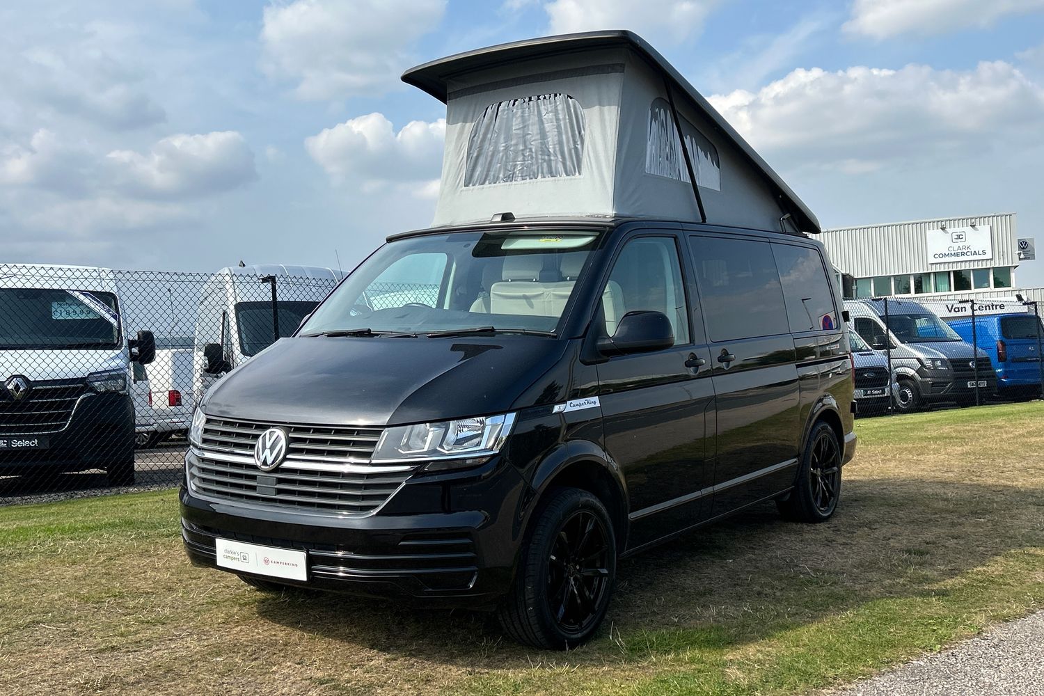 Main listing image - Volkswagen Transporter