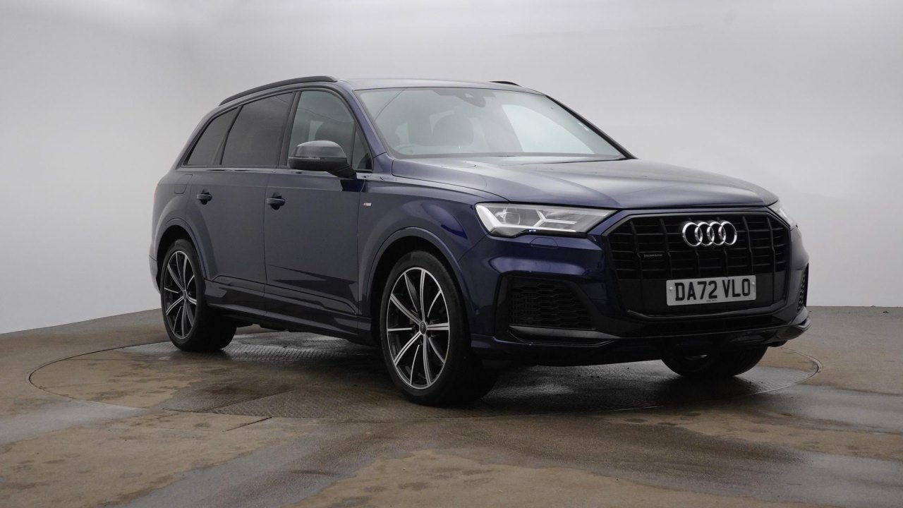 Main listing image - Audi Q7