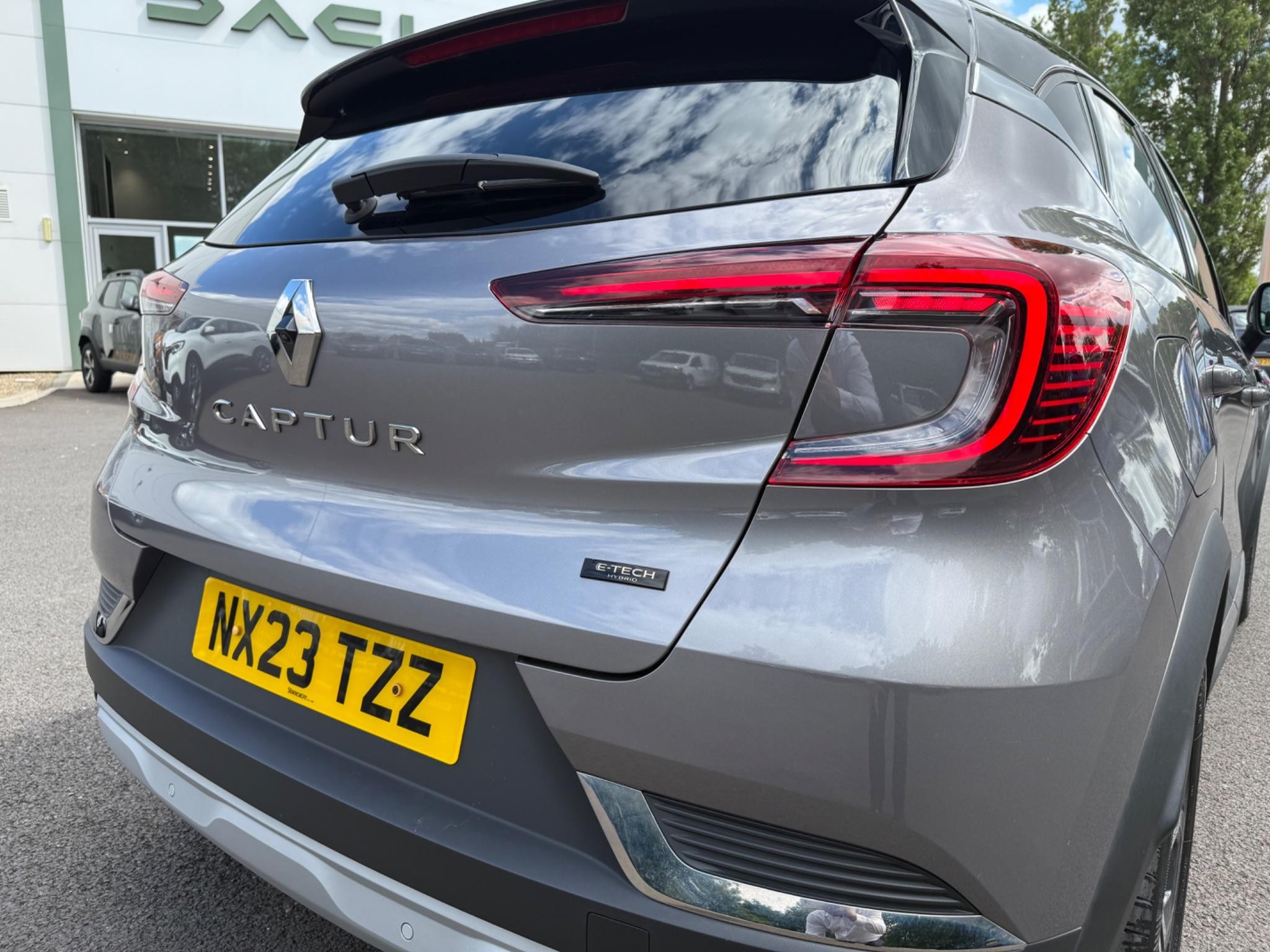 Main listing image - Renault Captur
