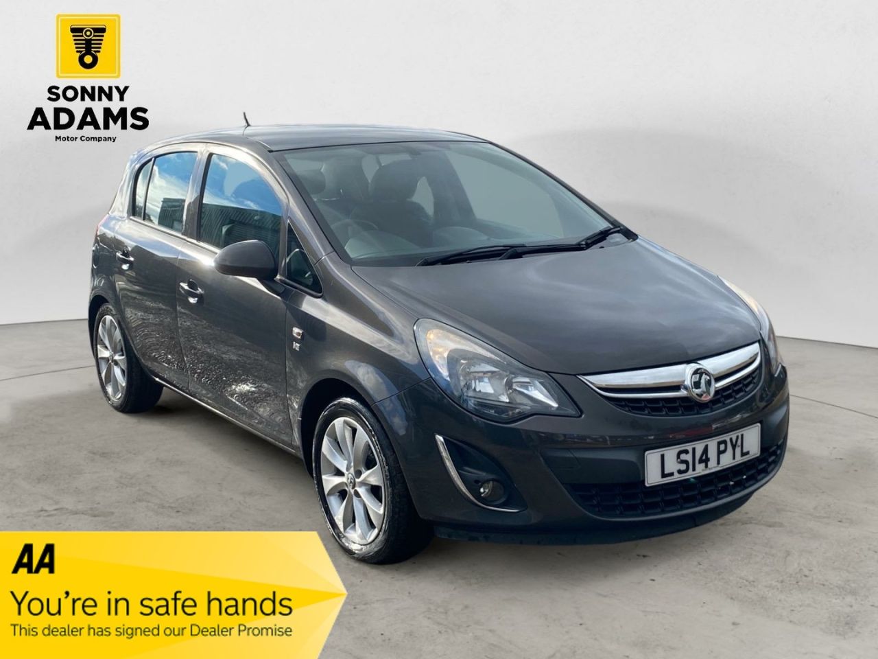 Main listing image - Vauxhall Corsa