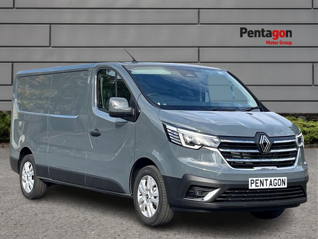 Main listing image - Renault Trafic