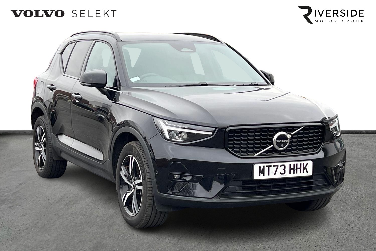 Main listing image - Volvo XC40