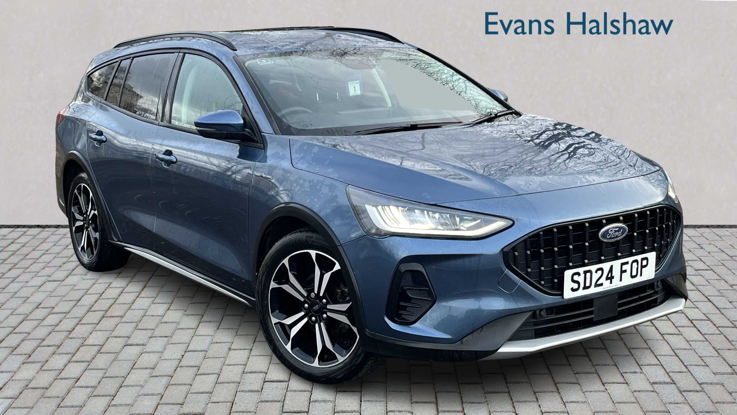 Main listing image - Ford Focus Active