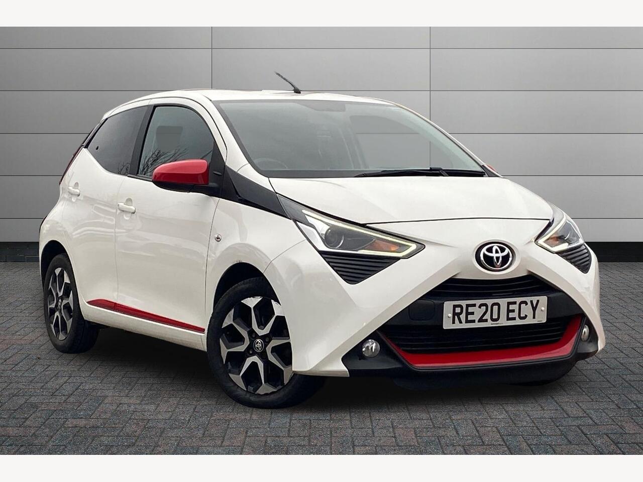 Main listing image - Toyota Aygo