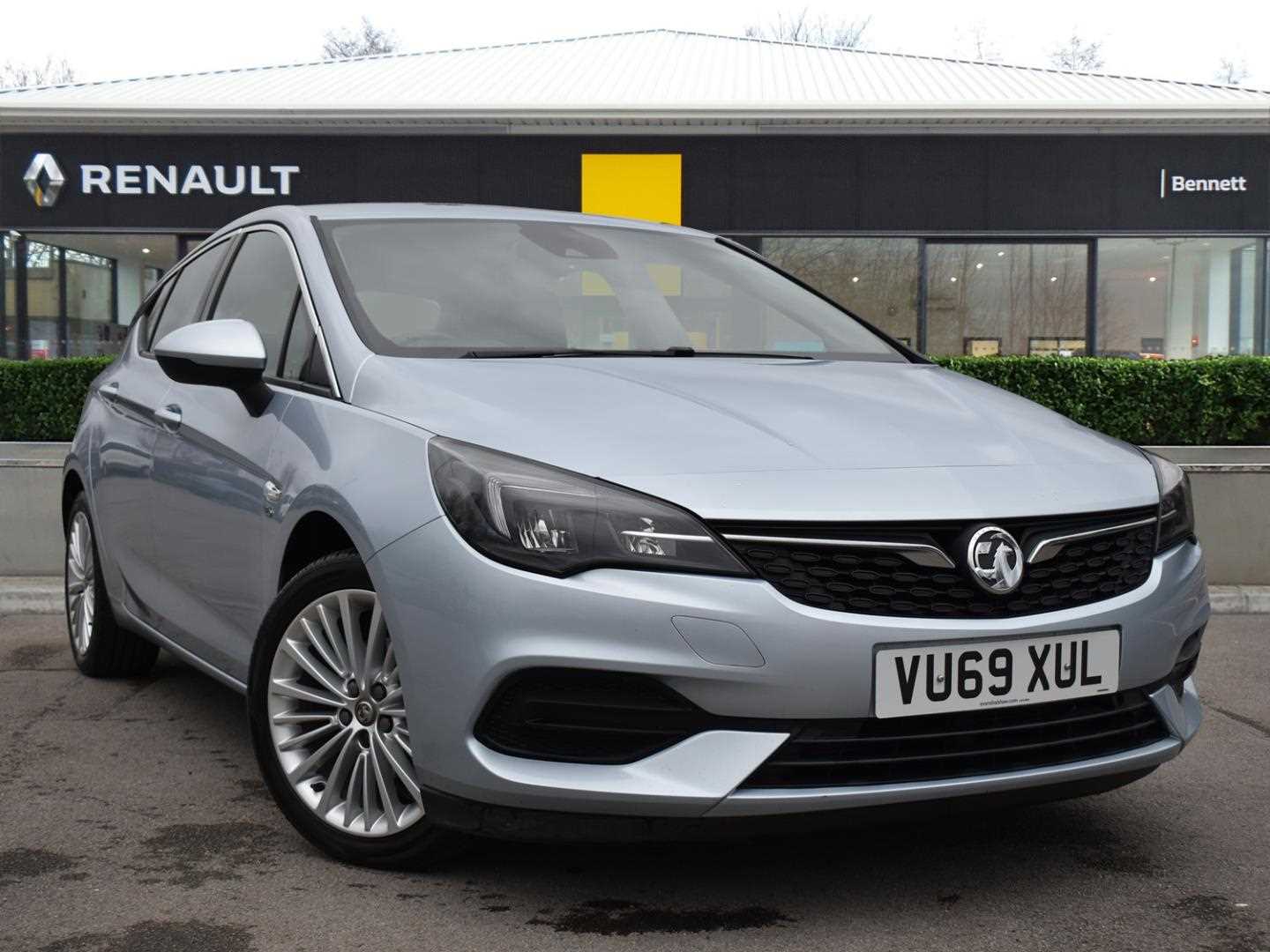 Main listing image - Vauxhall Astra