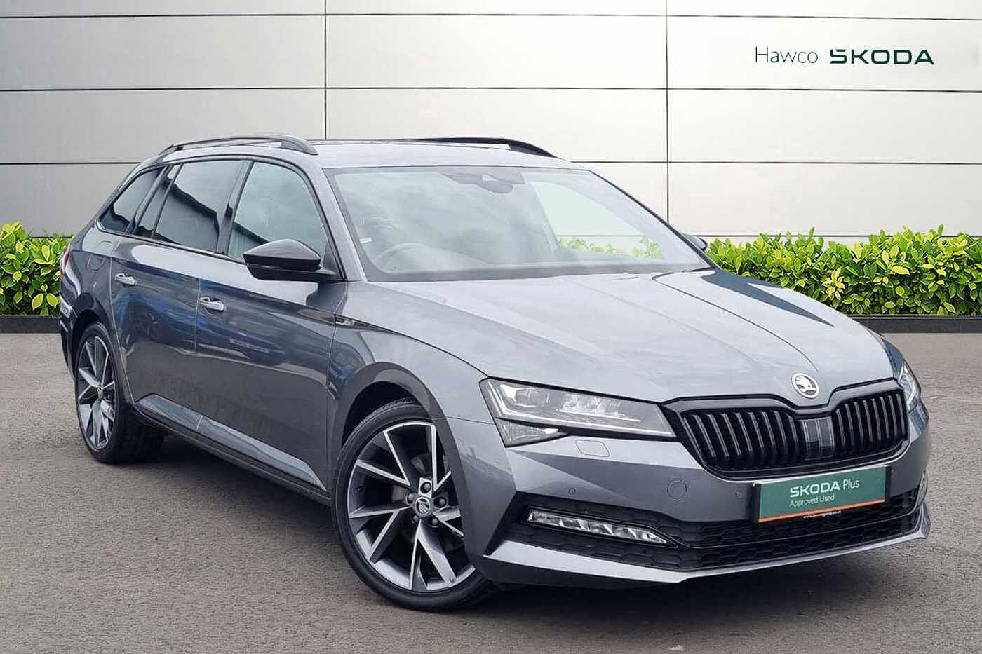 Main listing image - Skoda Superb Estate