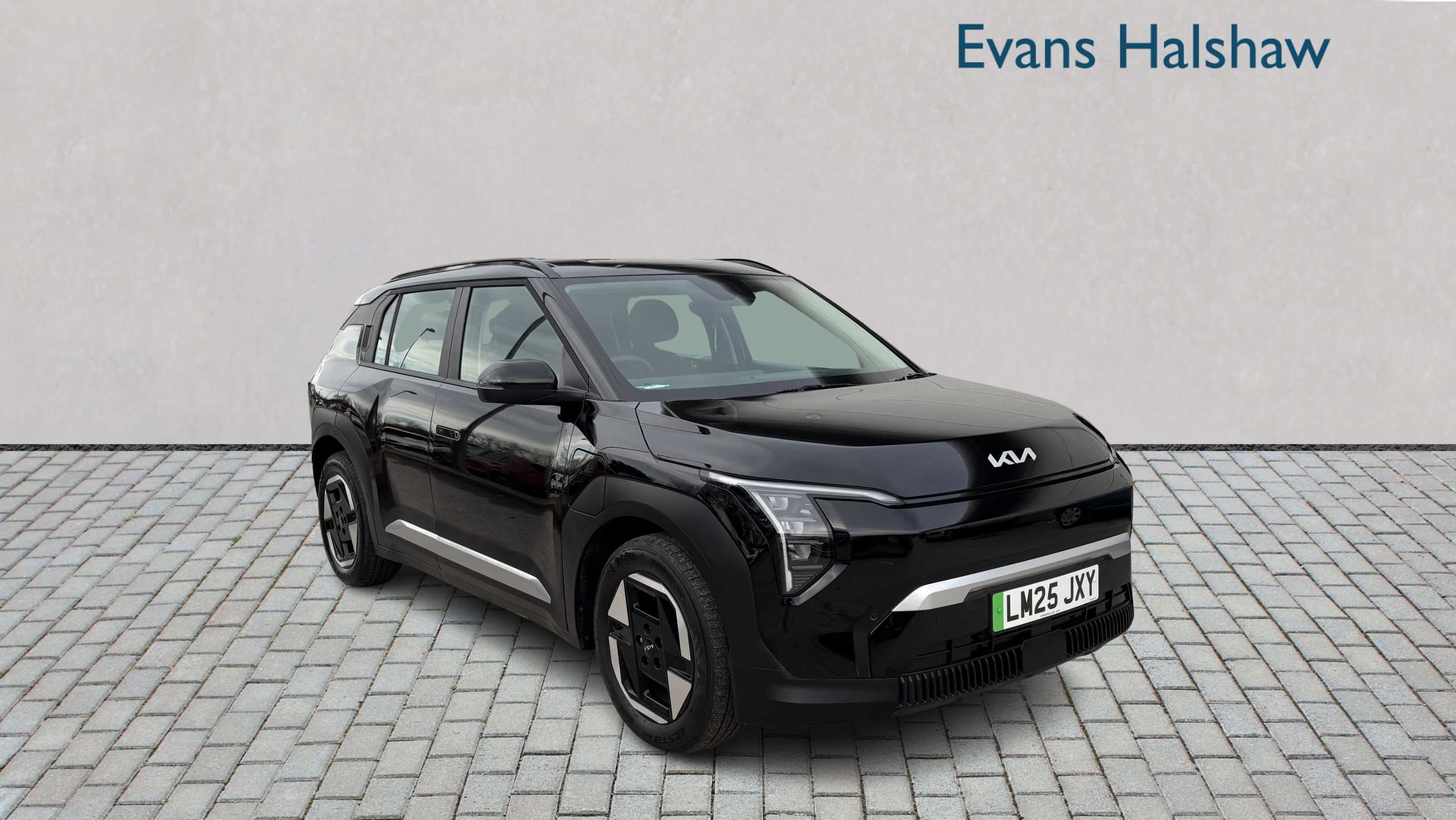 Main listing image - Kia EV3