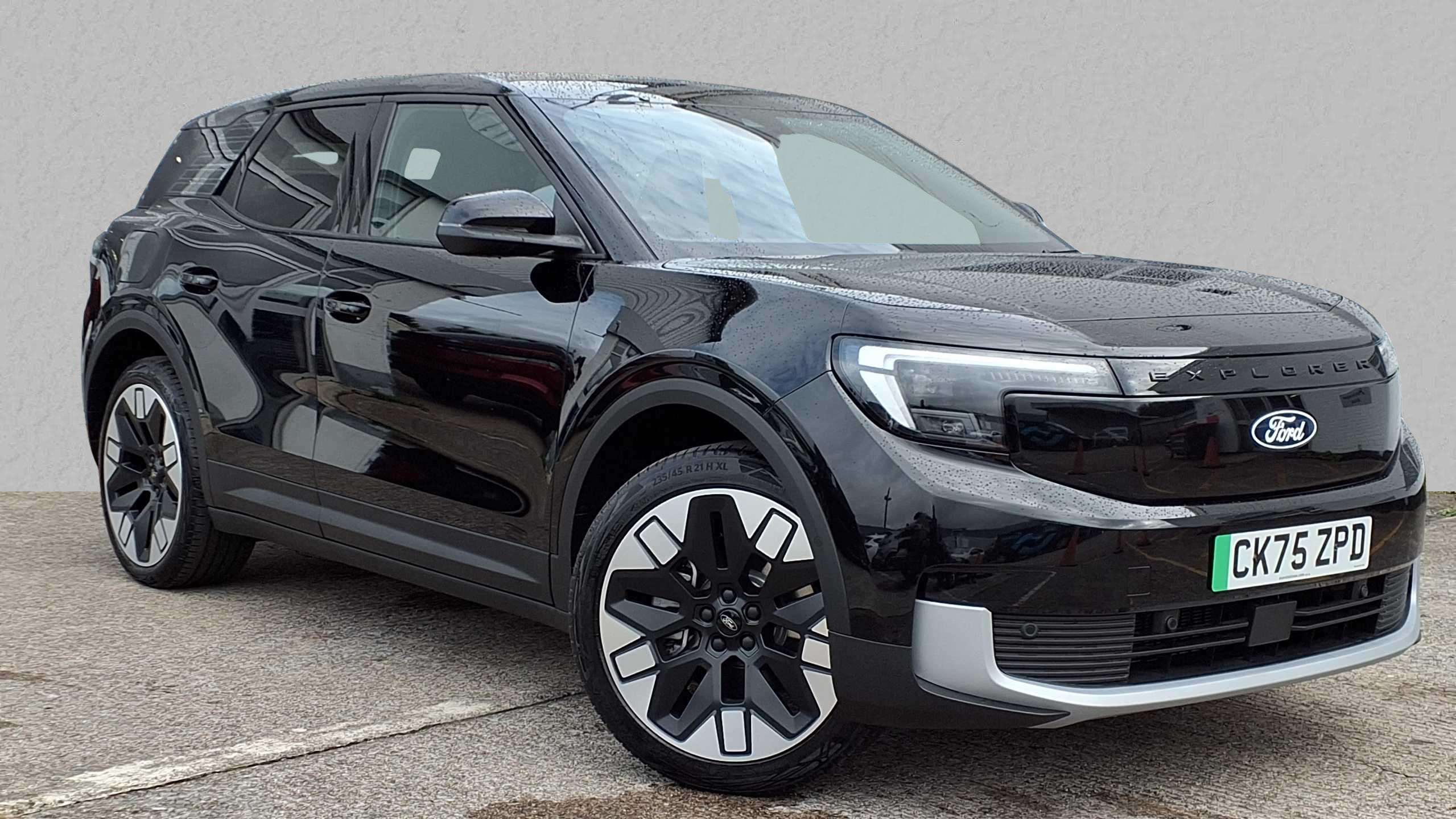 Main listing image - Ford Explorer