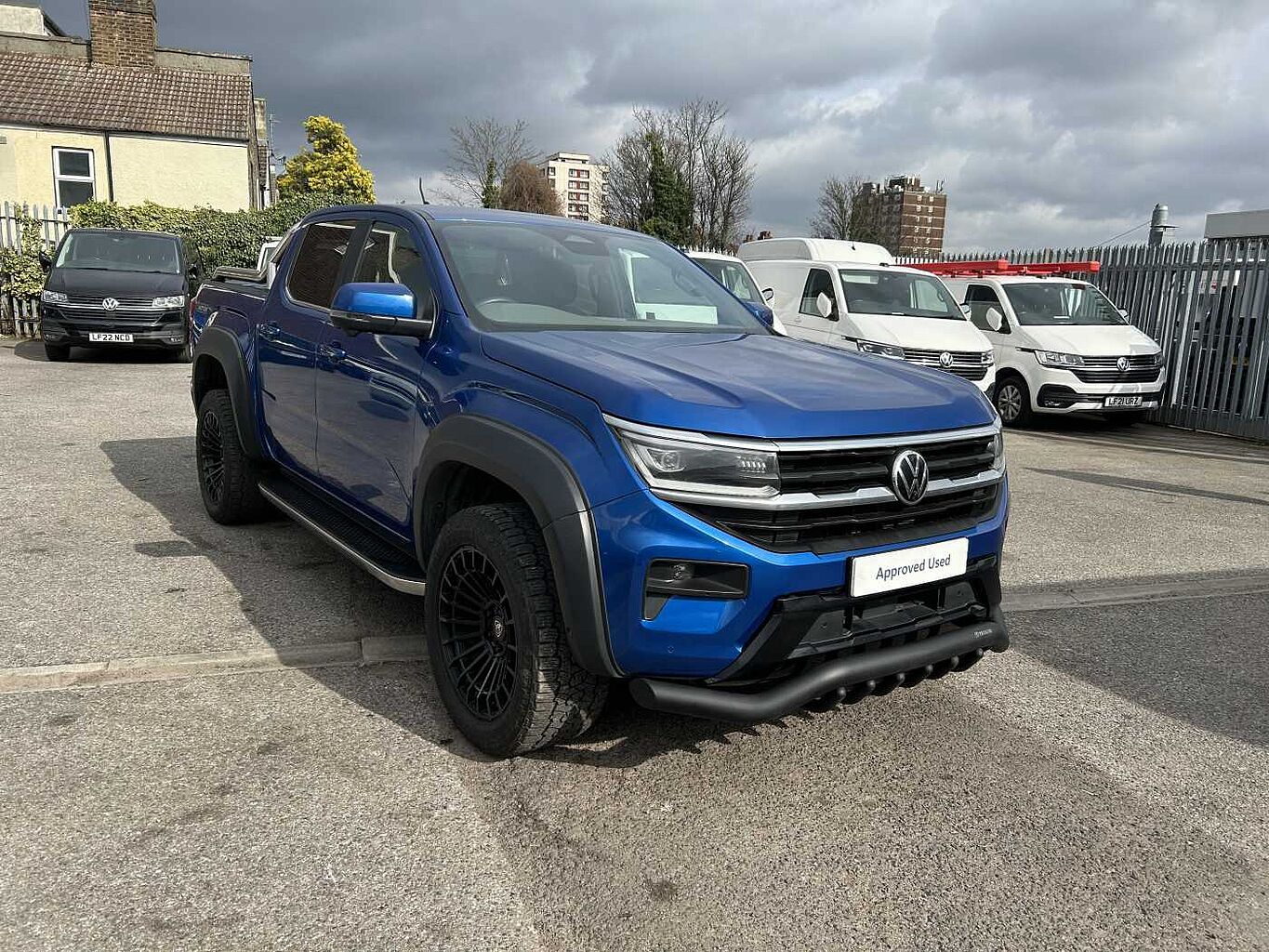 Main listing image - Volkswagen Amarok