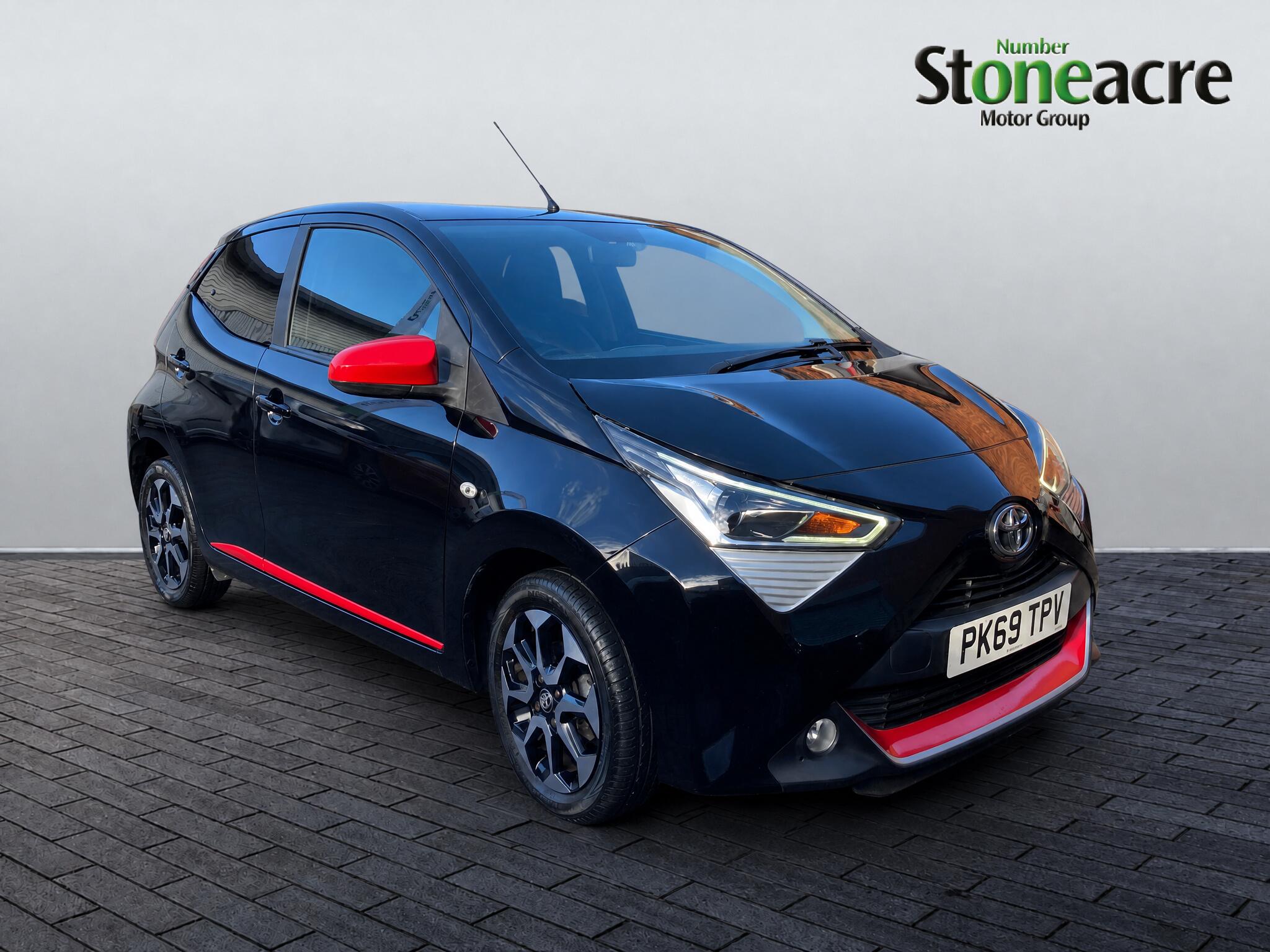 Main listing image - Toyota Aygo