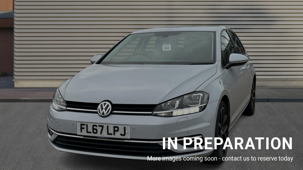 Main listing image - Volkswagen Golf