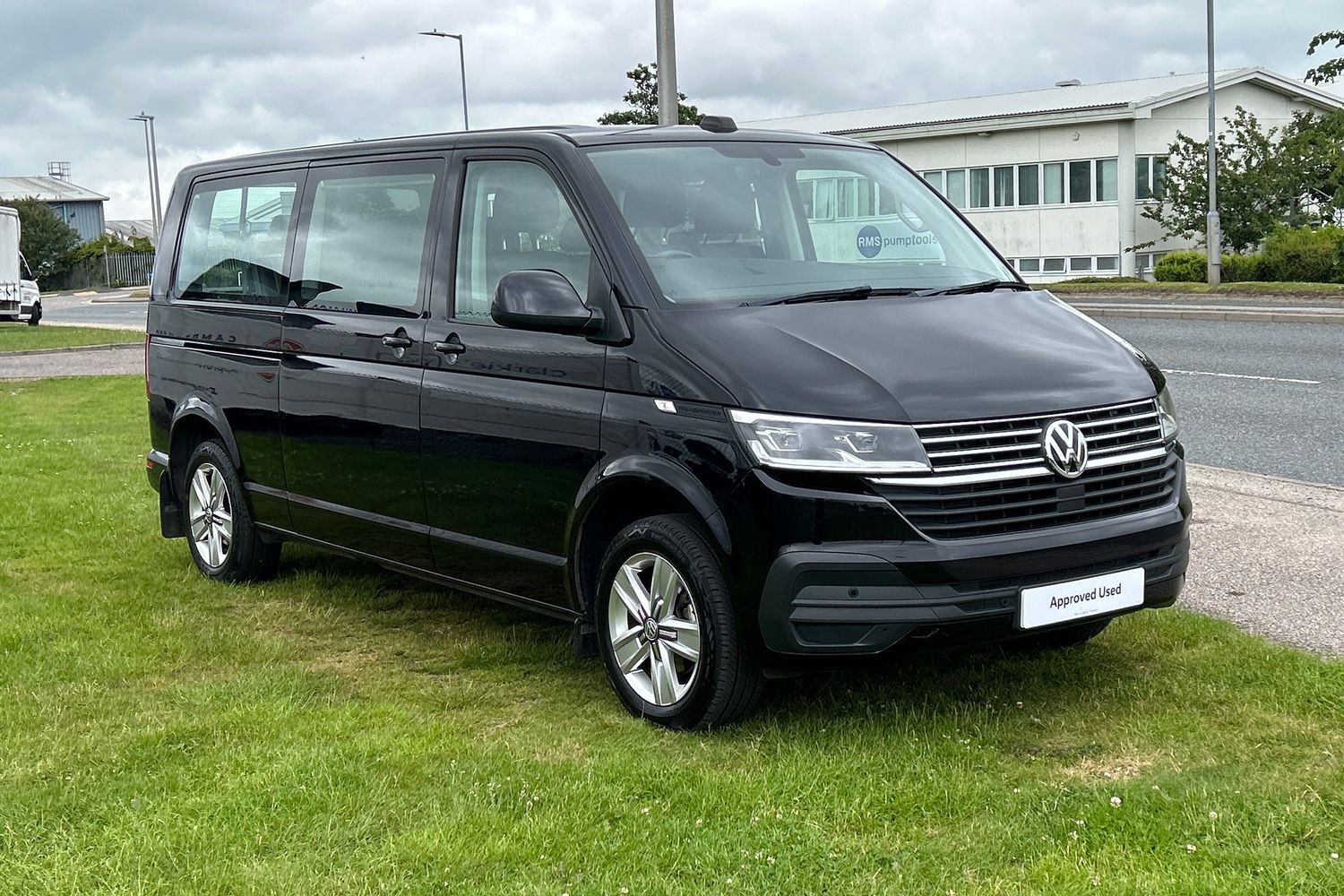 Main listing image - Volkswagen Transporter Shuttle