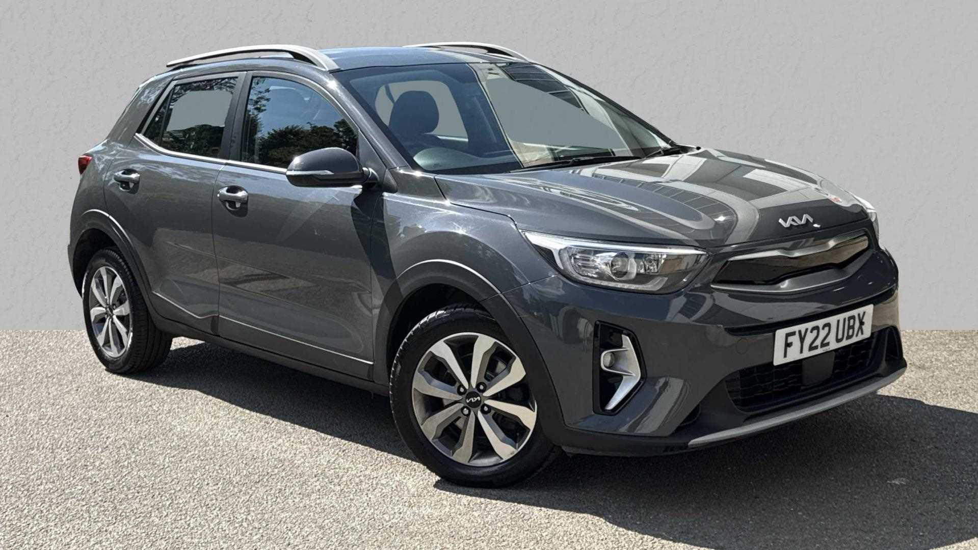 Main listing image - Kia Stonic