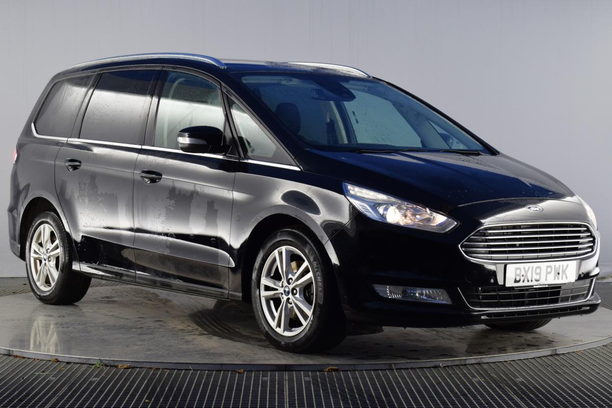 Main listing image - Ford Galaxy