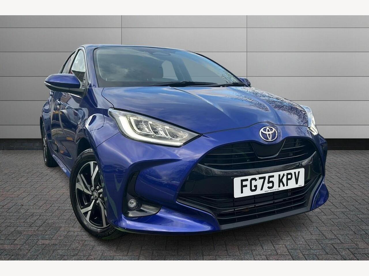 Main listing image - Toyota Yaris