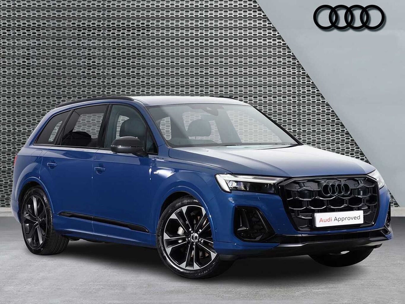 Main listing image - Audi Q7