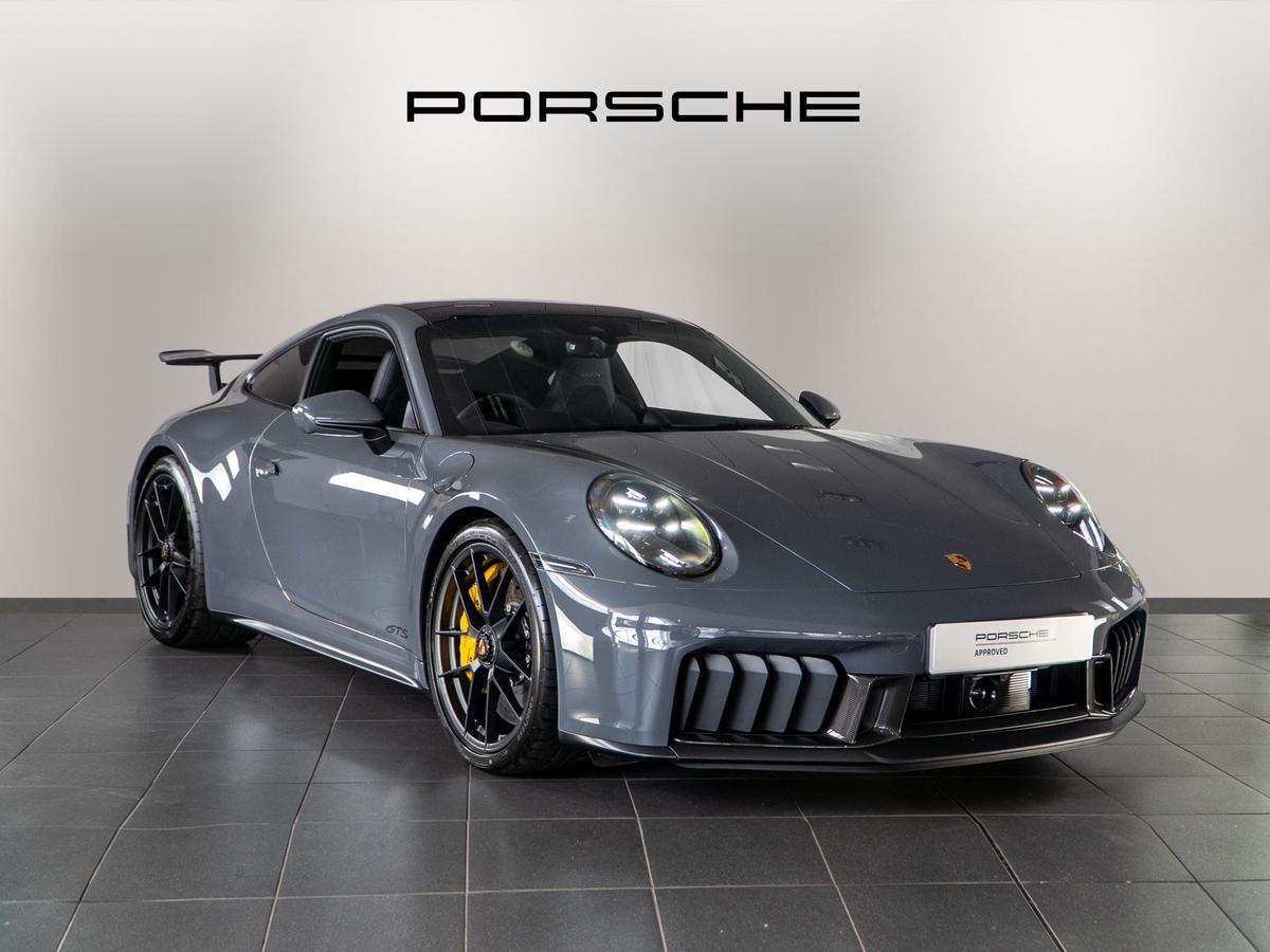 Main listing image - Porsche 911
