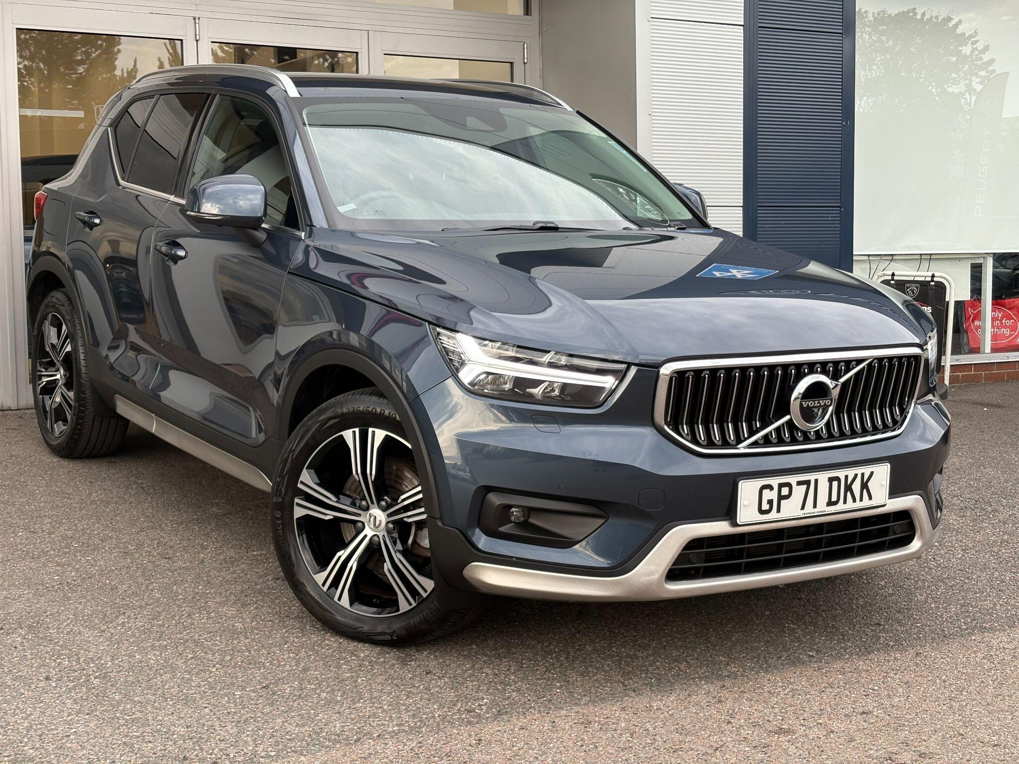 Main listing image - Volvo XC40