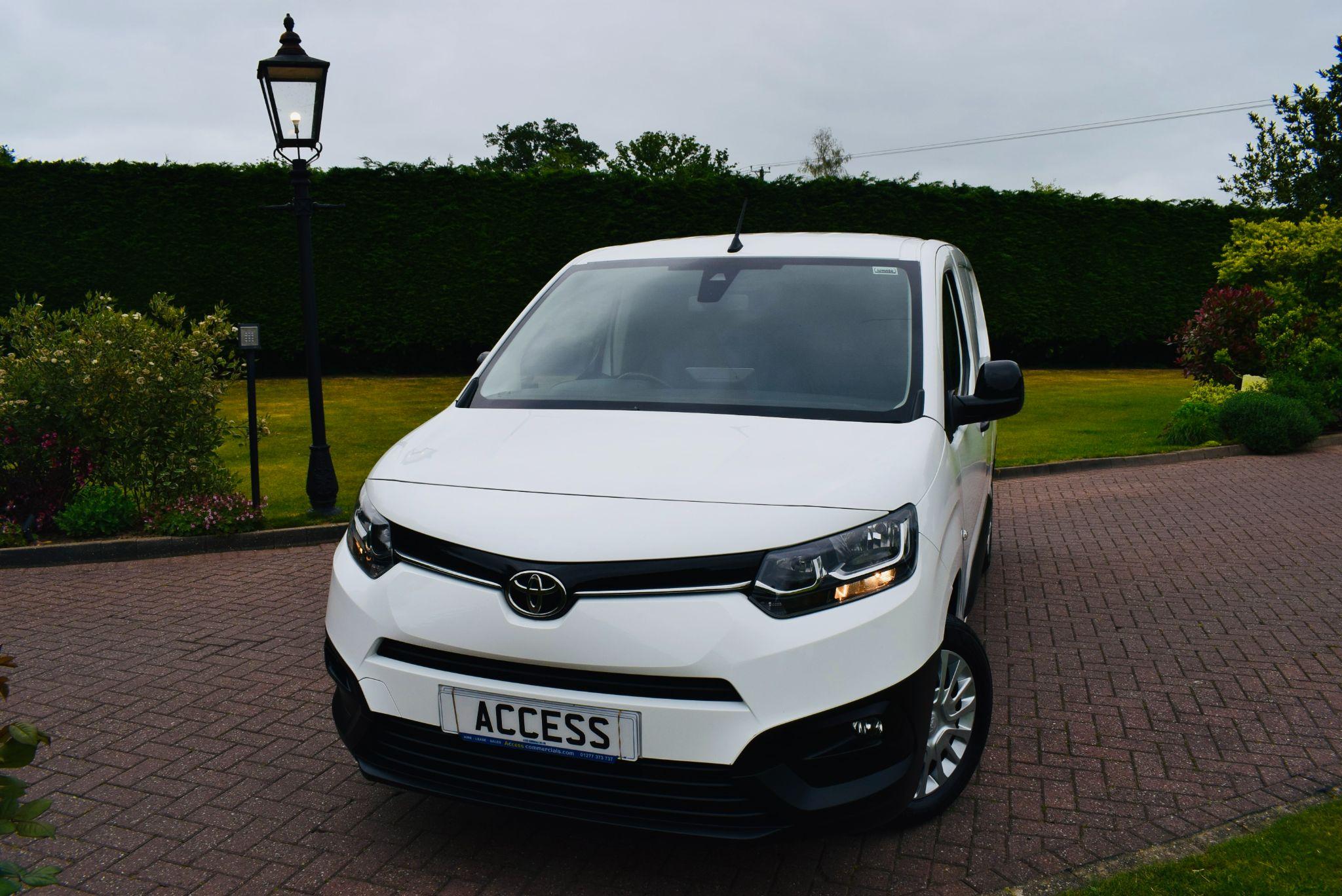 Main listing image - Toyota Proace City