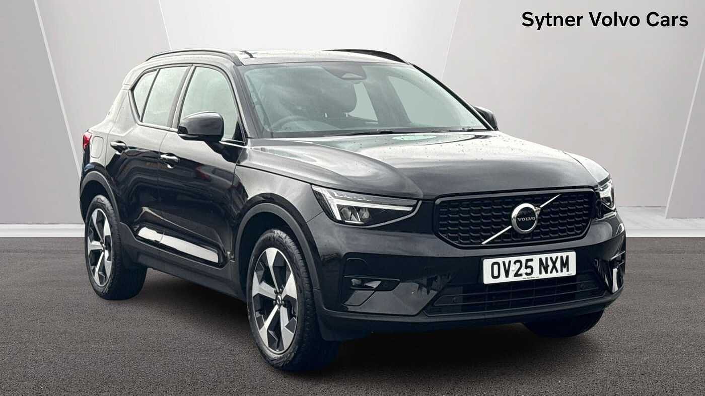 Main listing image - Volvo XC40