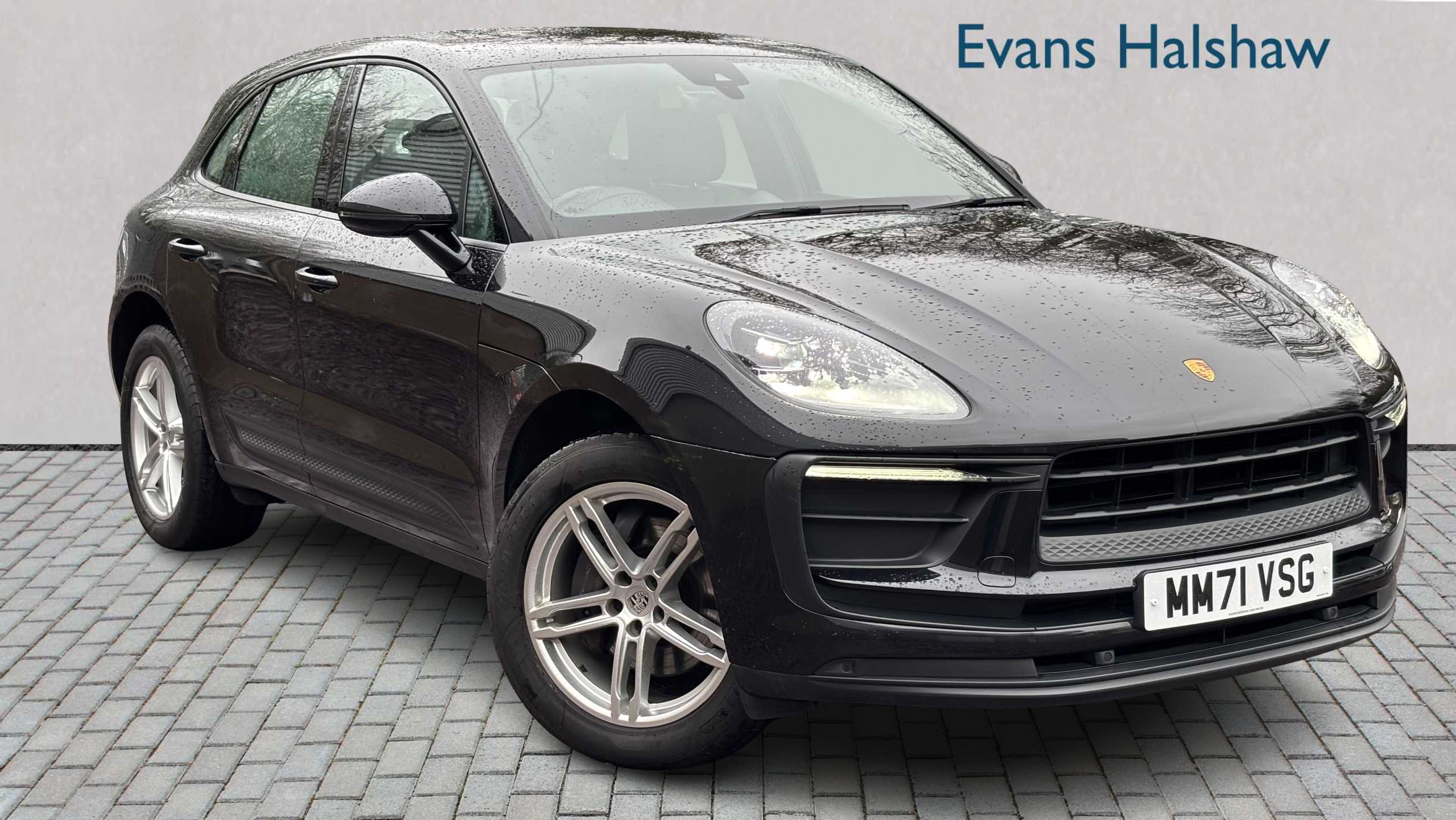 Main listing image - Porsche Macan