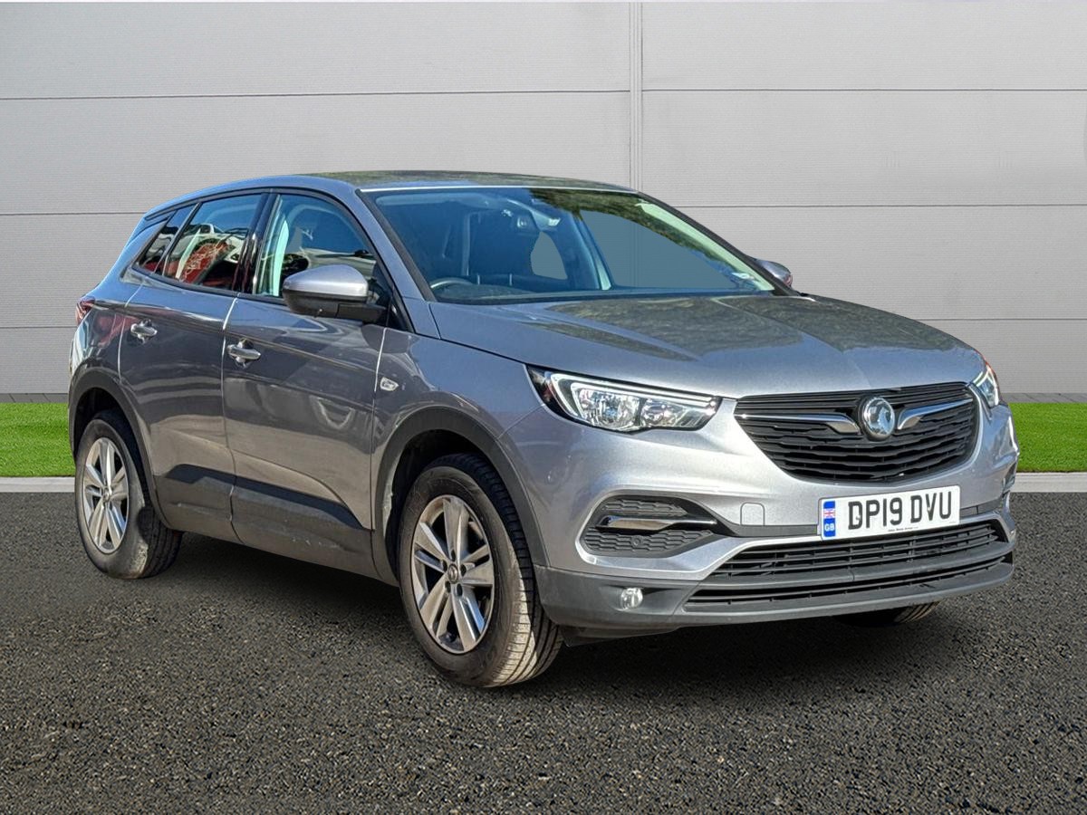 Main listing image - Vauxhall Grandland X