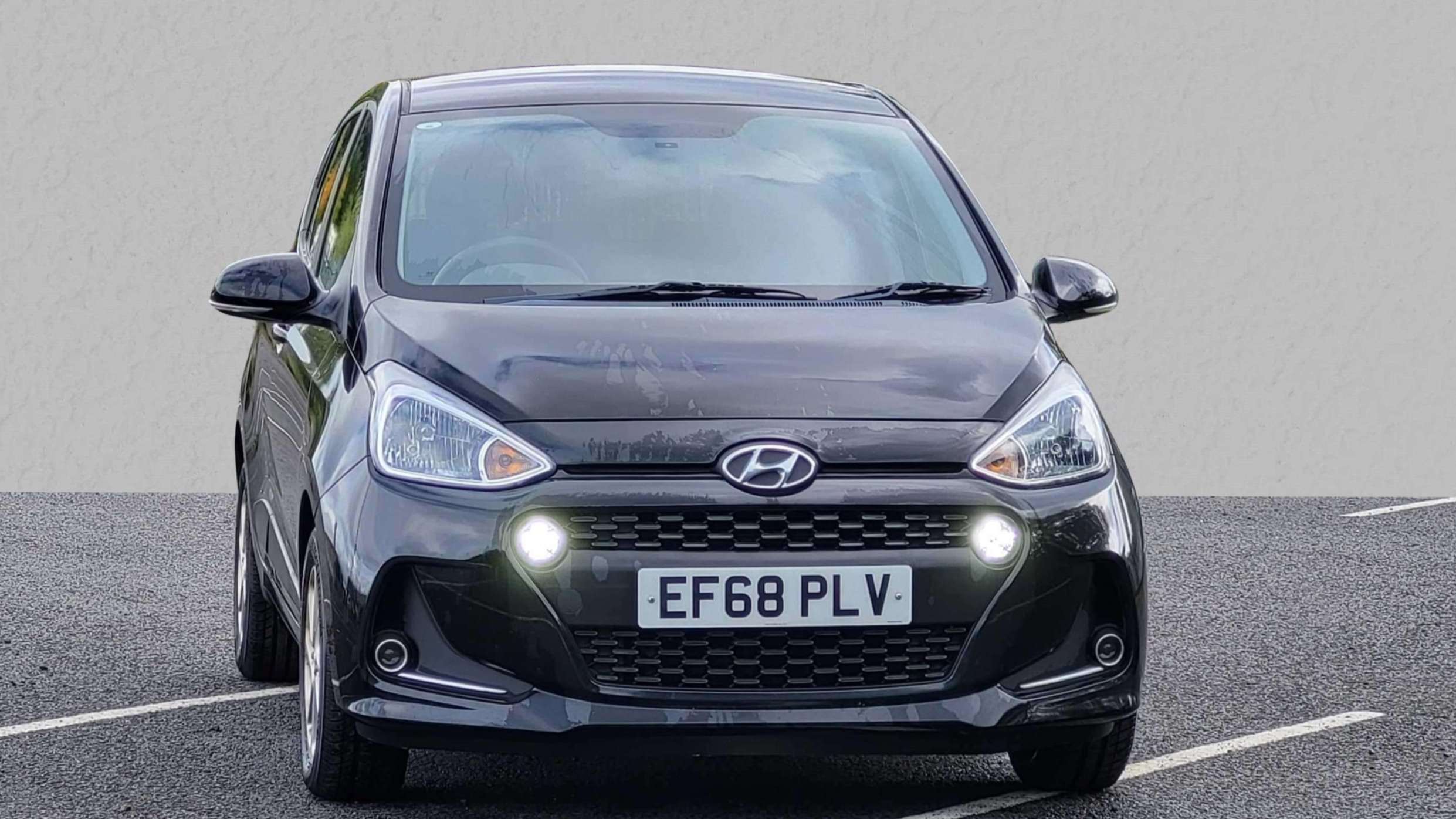 Main listing image - Hyundai i10