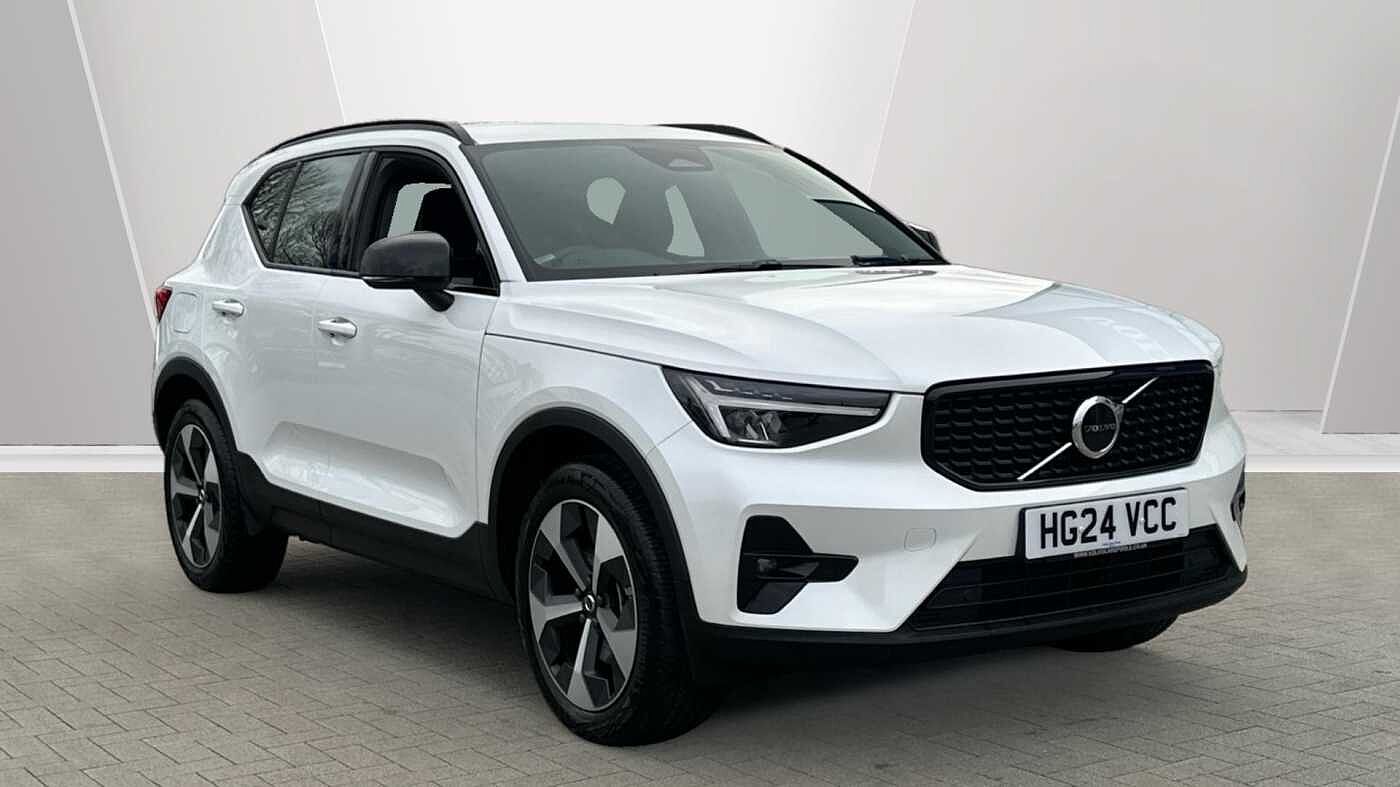 Main listing image - Volvo XC40