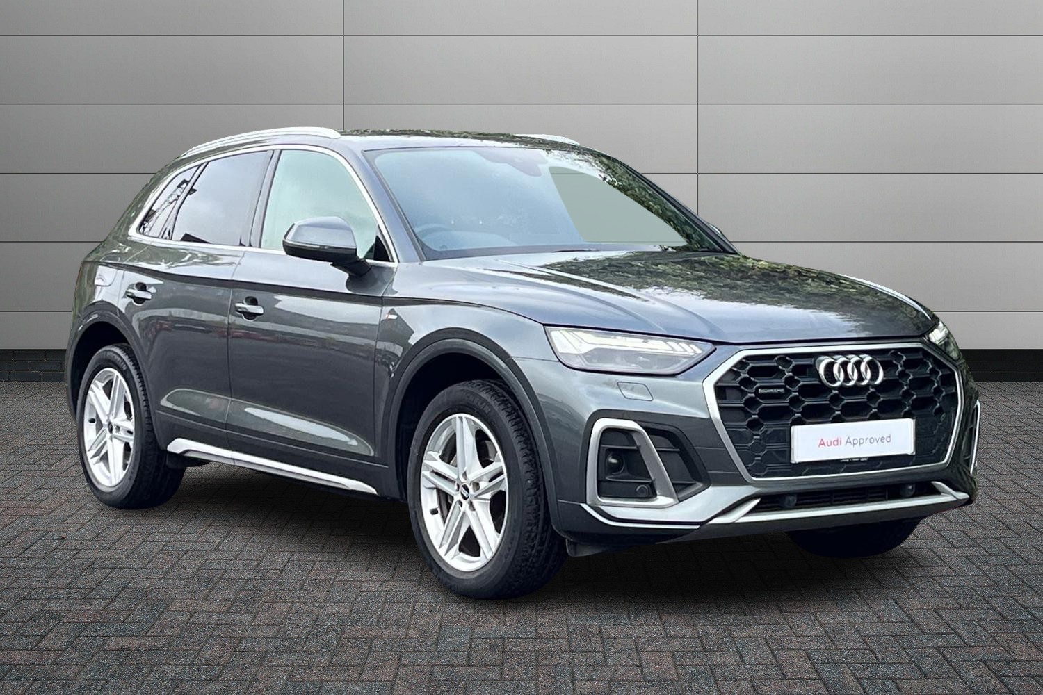 Main listing image - Audi Q5