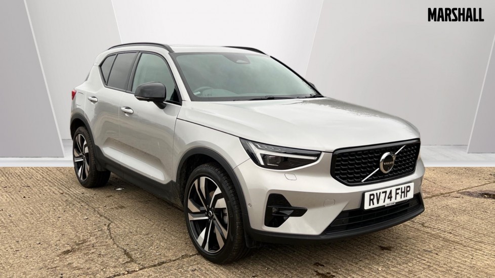 Main listing image - Volvo XC40