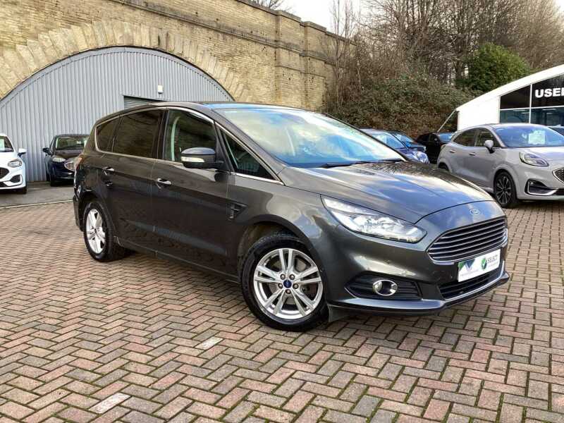 Main listing image - Ford S-MAX