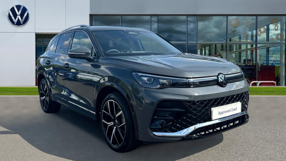 Main listing image - Volkswagen Tiguan