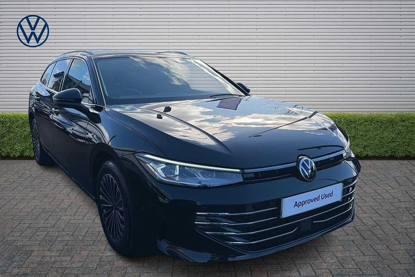 Main listing image - Volkswagen Passat Estate