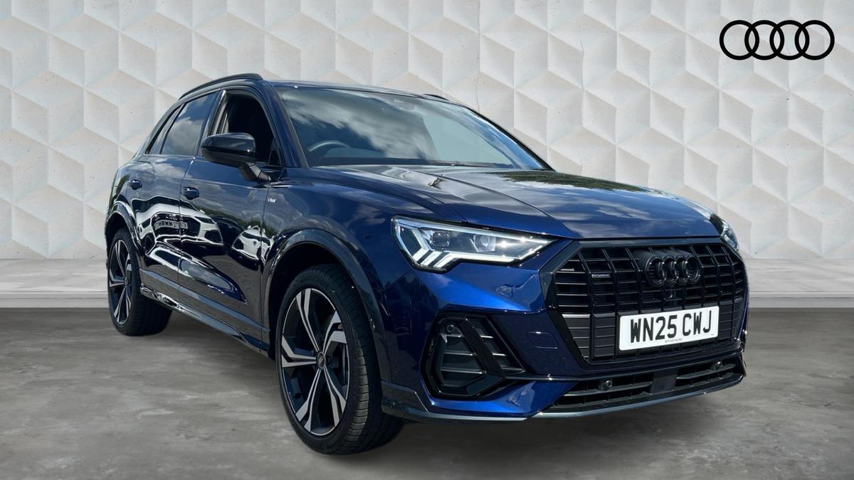 Main listing image - Audi Q3