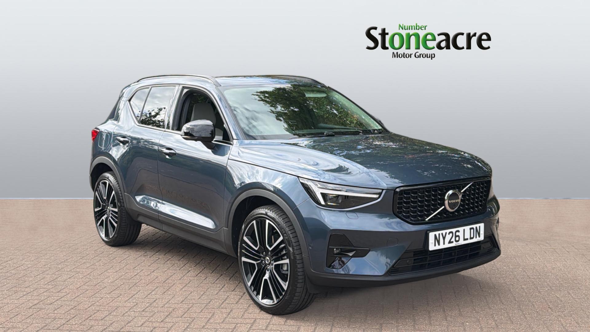 Main listing image - Volvo XC40