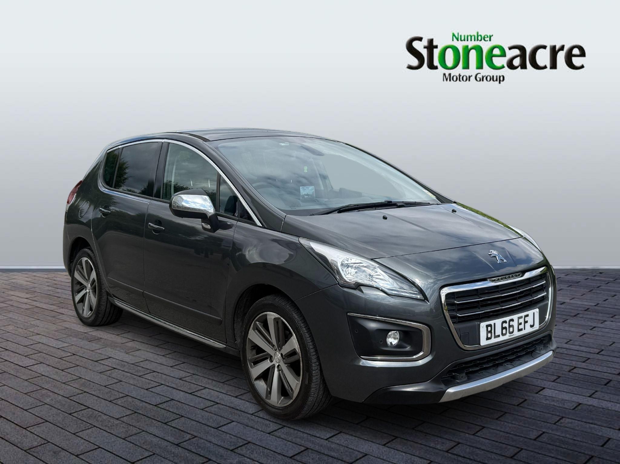 Main listing image - Peugeot 3008