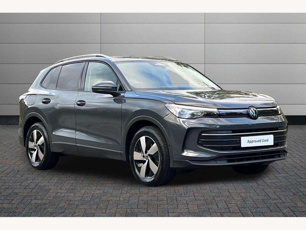 Main listing image - Volkswagen Tiguan