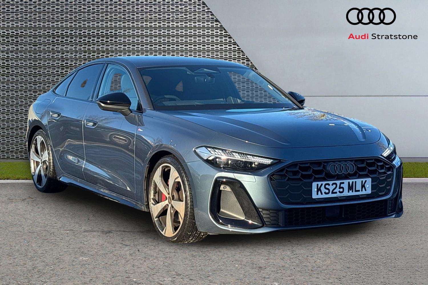 Main listing image - Audi A5